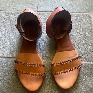 Chloe Tan Sandals Minimalist Leather Design